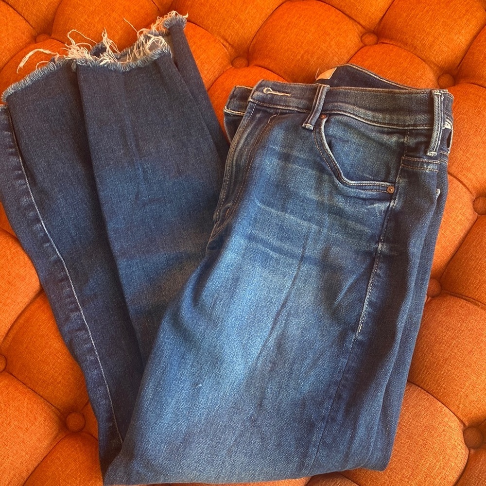Mother The Insider Crop Step Fray Jeans